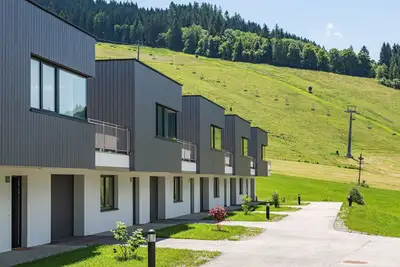 Image de Maison spacieuse avec sauna au pied des pistes