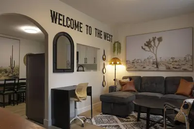 Image de Western Vibes Retreat by Calgary Stampede and Downtown Calgary