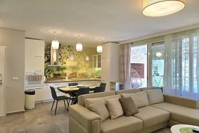 Appartement proche plage Tirana