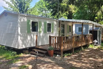 Image de MobileHome Verona, climatisée, Tv, Wifi, 15 min du Europa-Park!