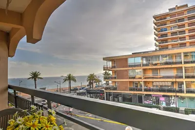 Image de Superbe appartement avec balcon face à la plage - Parking, climatisation et wifi inclus