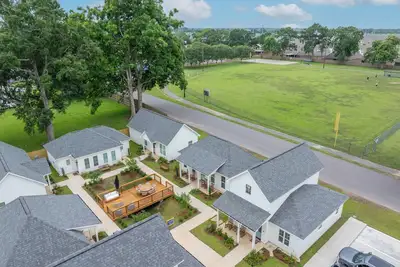 Image de New  Extra Innings Cottage - Studio - Sports Complex