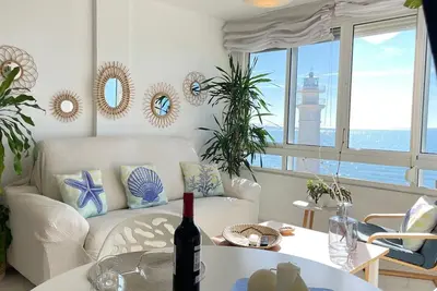 Image de Las Brisas! beachfront apartment