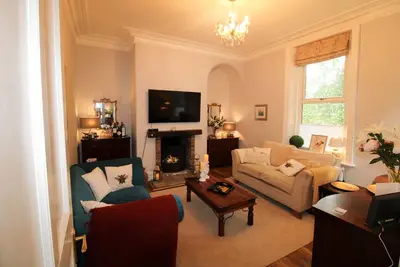 Image de A cottage that sleeps 8 guests in 4 bedrooms