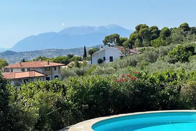Image de Villa Amyra, your view to dream stay in the beautiful Abruzzo region.