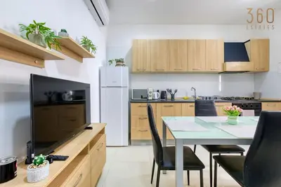 Image de Lovely 2br home with private backyard in Gzira