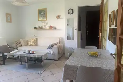 Image de Appartement dans une rue calme, vue sur le jardin