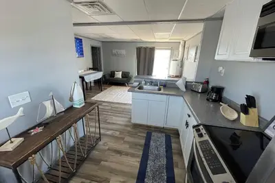 Image de Waterfront 2br Retreat ~7mi to French Qtr~ Parking\npelicans roost