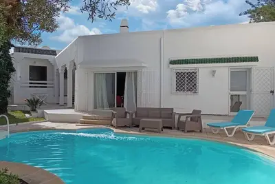 Image de Private Pool Villa La Soukra Tunis 5 Bedrooms