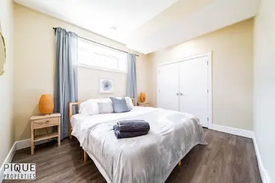 Image de Sanctuary Suite - KingBed - Wifi - Near Wem/Rogers