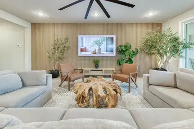 Image de Fresno/Madera Luxe Modern Home