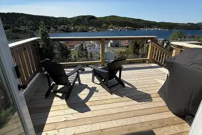 Image de Eagle’s Nest Luxury Vacation Rental with Hot Tub in Brighton, Nl.