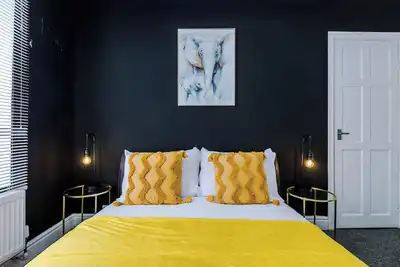 Image de Luxury 1-Bedroom house, Free parking, Sleeps 4