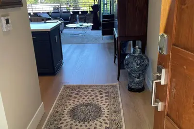 Image de Penthouse condo 3-bedroom 3. 5 Bath with WiFi, Ac in downtown Napa