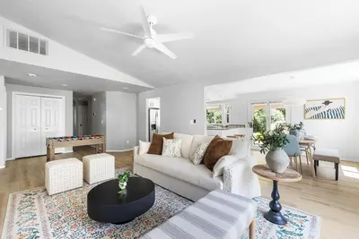 Image de Perfect for Families & Pets, Garage Parking, Stylish Renovation, Sleeps 10