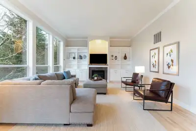 Image de 1st Floor Br｜Garage&Street Parking｜Dedicated Workspace｜Spacious Backyard #42048