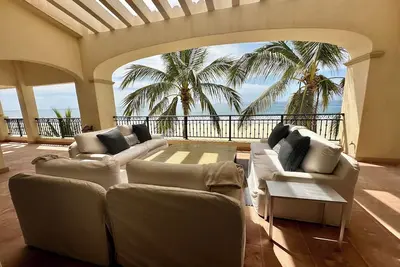Image de Las Mañanitas Penthouse at Oceanfront with Breathtaking views of Sea of Cortez