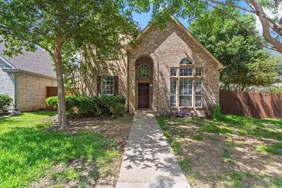 Image de Charming Pet-Friendly 4-bedroom house with game table and board in superb Plano