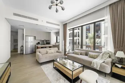 Image de Direct Access to Beach | Bills Included | Furnished