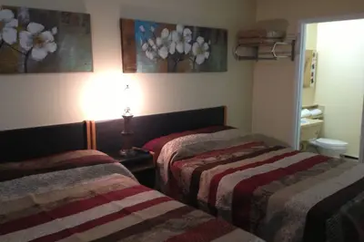 Image de Fully Furnished Renovated rooms