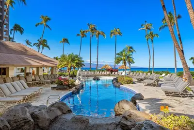 Image de The Ultimate Kaanapali Combo: 2 Units in Kaanapali Alii, Sleeps 12!