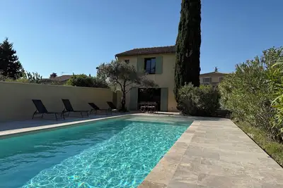 Image de Gîte Juno : gîte de charme provençal avec piscine