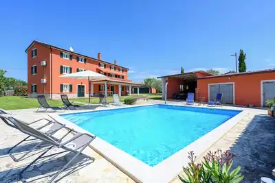 Image de An attic 3 bedroom apartment with swimming pool - Casa Rossa 5
