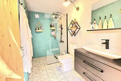 Image de Vintage Charm in Fethiye City Center