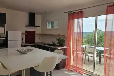 Image de maison entière évasion nature