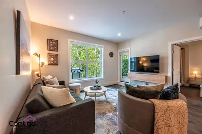 Image de Trailside Vista | Huge Patio | Bbq | Ac | Downtown