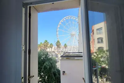 Image de À 50 m du port et de ses commerces. Et seulement 10 min de la plage de la Conque