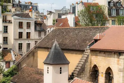 Image de In the heart of \"Historic Paris\": Saint-Germain-des-Prés and the Latin Quarter