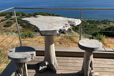 Image de Appartement dans villa - 3 chambres- 6 personnes - vue mer spectaculaire 180°