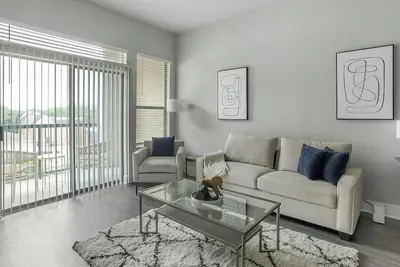 Image de Landing | Spectacular 2bd, Gym, Pool