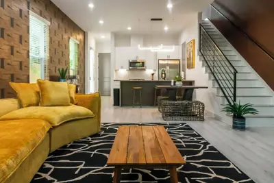 Image de Chill Out in Style with a Breezy Gazebo, Bug-Free Lounging & Fire Pit Vibes