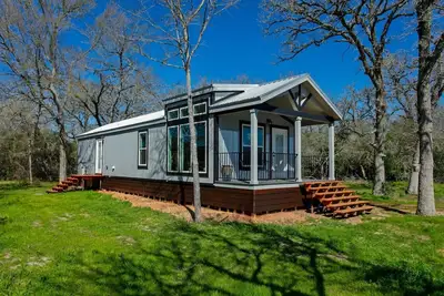 Image de 2 Br 1ba Private Farmhouse