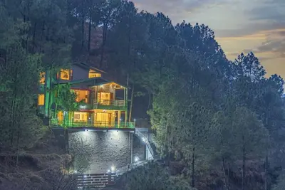 Image de Villa Sparklewoods, Nestled in the heart of Himachal’s lush greenery, !