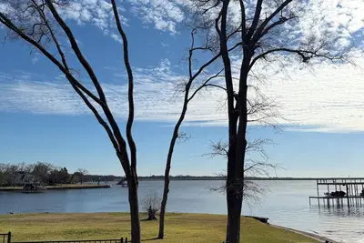 Image de Lake front home in Star Harbor\nLakeside 9 Getaway