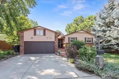 Image de Sunny Family Retreat | HotTub, GameRoom, Backyard