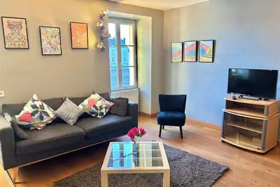 Image de T3 Duplex 60m² ~ 2 chambres ~ Vue Mayenne