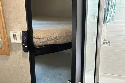 Image de Cozy Camper near lake Travis & Colorado River