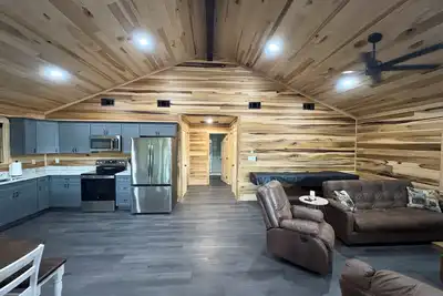 Image de Shady Wayside - Cabin in the woods