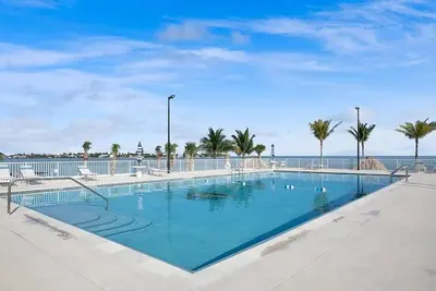 Oceanfront community, perfect condo, sleeps 4
