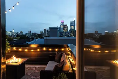 Image de Entire Fairmount Home With Skyline View