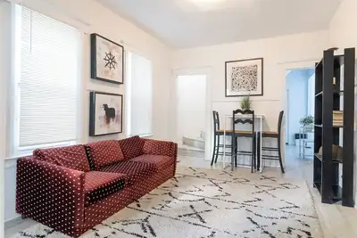 Image de Spacious 4br Family Home in Detroit | WiFi and Parking