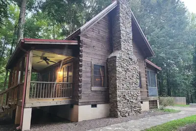 Image de Cozy Cabin Creek Getaway