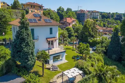 Image de Appartamento Vista Rosa, Taino, Italy