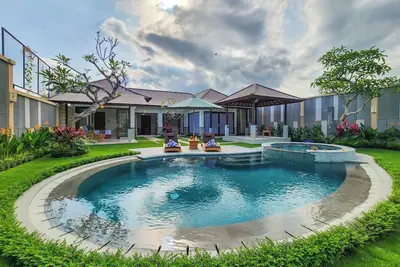 Image de Tranquil, 2br Villa with Pool & Jacuzzi Near Ubud
