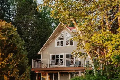 Image de Elgin Inn -Rustique bord de lac, Spa, quai, kayaks