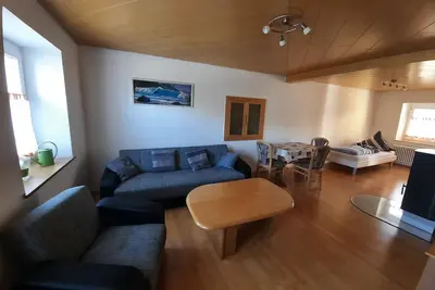 Image de Appartement \"Hewenpanorama\" avec vue sur les montagnes, terrasse privée et Wi-Fi